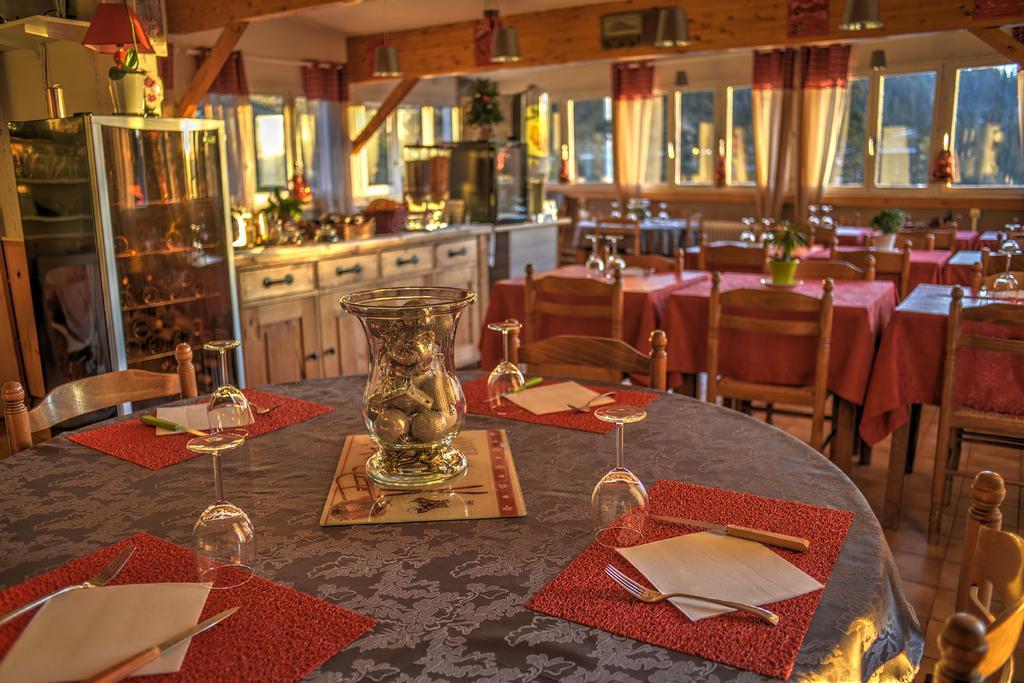Auberge Restaurant Du Virage Chamrousse Exterior photo